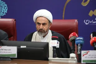 امام جمعه ایلام: محیط&zwnj;زیست ایلام نیازمند نگاه ویژه ملی است