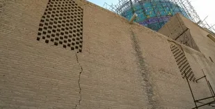 تأثیر عدم جریان زاینده&zwnj;رود بر فرونشست زمین در بناهای تاریخی اصفهان
