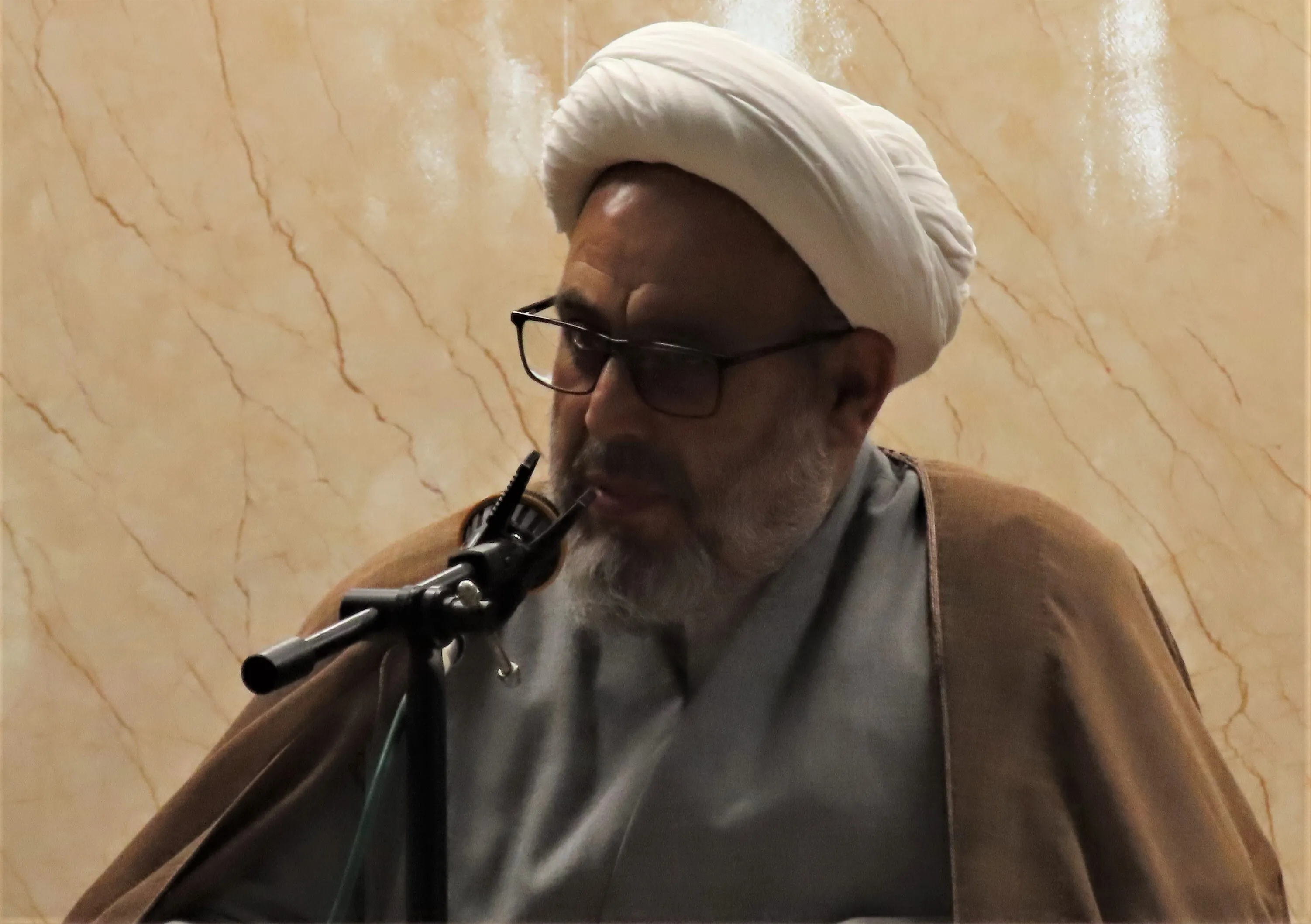توجه به آداب ظاهری و باطنی قرآن کریم، لازمه دستیابی به برکات معنوی است