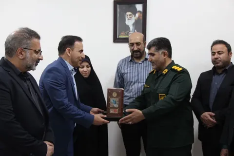 ریاست سازمان بسیج هنرمندان استان لرستان تقدیر شد