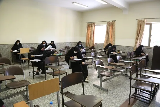 برگزاری  آزمون استخدامی   دستگاه های اجرایی کشور   در واحد یادگار امام خمینی (ره)