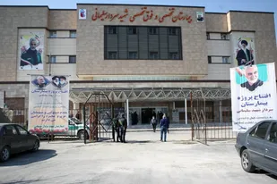 نارضایتی رئیس دانشگاه علوم پزشکی ایران، از وضعیت بهداشت و درمان شهرستانهای غرب استان تهران