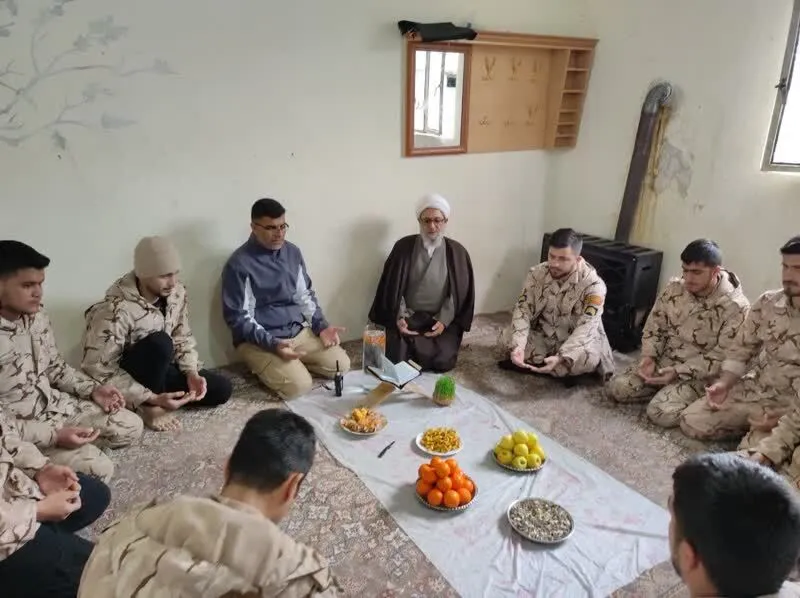 دیدار صمیمی مسئول دفتر نمایندگی، ولی فقیه در سپاه استان ایلام با سربازان