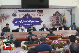 دیدار استاندار کرمان با فرمانده سپاه ثارالله به مناسبت روز پاسدار