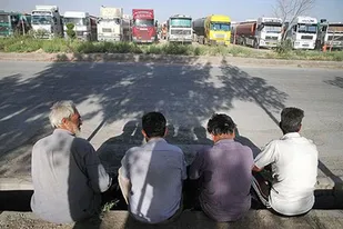 تردید تردد کامیونداران در مبادی گمرکی
