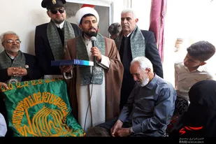 دیدار کاروان زیر سایه خورشید با خانواده شهید&laquo;هاتفی&raquo; در کبودراهنگ
