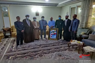 دیدار حجت الاسلام ابوالقاسمی با خانواده شهدا در سرخه