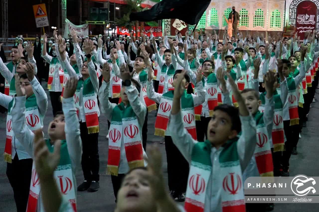 اجتماع باشکوه ۲۰۰ نفره گروه‌های سرود اسلامشهر: هم‌خوانی مقاومت و ایستادگی در هفته دفاع مقدس