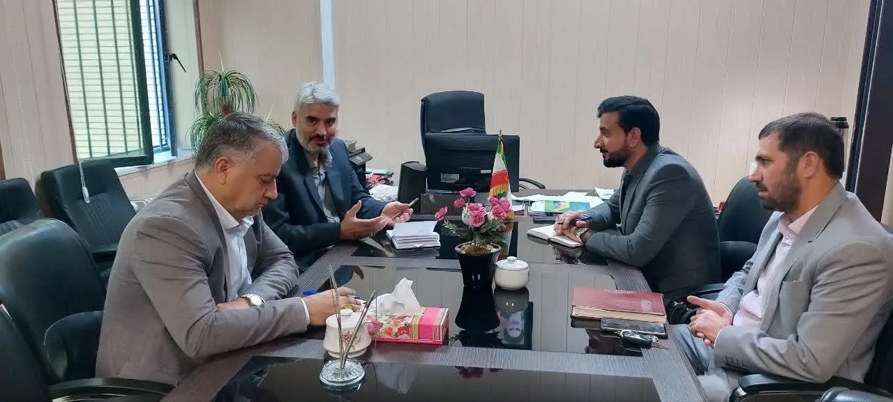  دیدار رئیس سازمان بسیج حقوقدانان استان ایلام با مدیر کل امور اجتماعی استانداری و معاون اداره زندان های استان