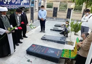 بیرق حرم رضوی در دیواندره مهمان مزار شهید شکری شد+تصاویر