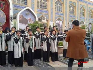 اجرای گروه سرود نسیم لردگان در کرمان1