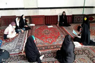 جلسات جزءخوانی قرآن در پایگاه&zwnj;های حوزه شهیده سمیه همدان
