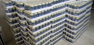 توزیع بیش از 3000 بطری آبمیوه میان مددجویان شهرستان ری