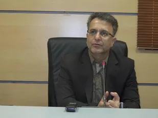 بازنگری تابلوهای ایمنی در محورهای مواصلاتی استان همدان
