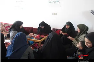 برگزاری کارگاه آموزشی هنری به همت بانوان ولایی در همدان