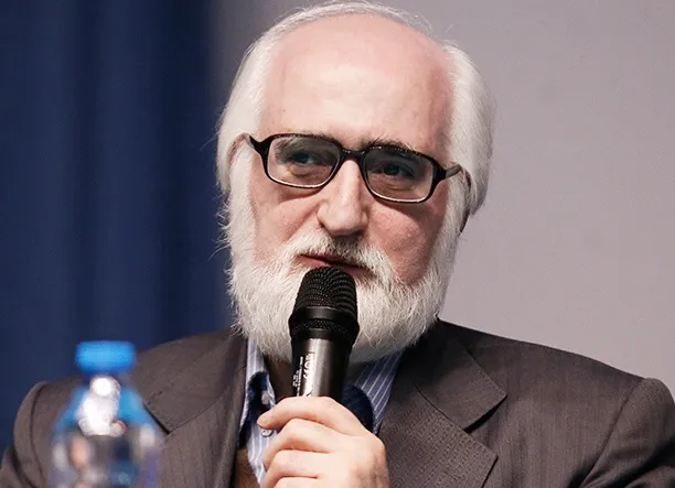 ضرورت فراهم‌سازی زمینه لازم برای رشد و تعالی جوانان در عرصه هنر