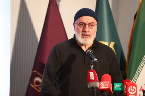 هنرمندان، جان‌فداهای کشور هستند