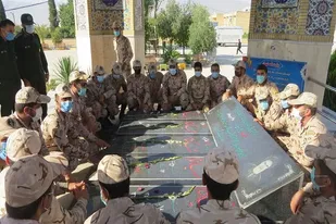آئین گرامیداشت روز سرباز و تجلیل از سربازان نمونه برگزار شد