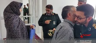 فرمانده سپاه ثارالله به همراه جمعی از مسئولین سپاه از رزمنده دفاع مقدس رضا ربانی عیادت کردند .