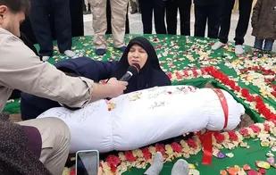 پیکر مطهر شهید گمنام در  قبله تهران تشییع شد و در خانه ابدی آرام گرفت
