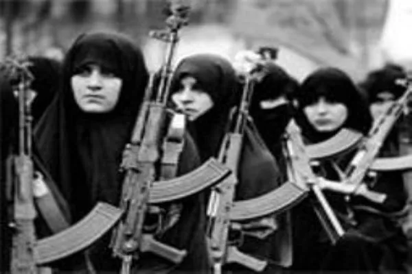 نقش زنان امروز بسیار فراتر از هشت سال دفاع مقدس است