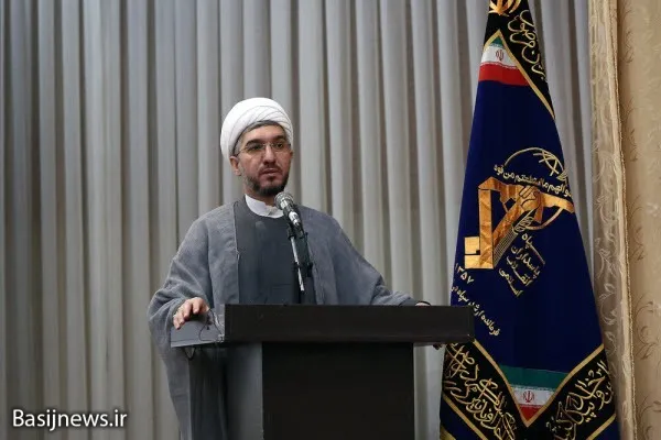 تفکر بسیجی تا زمانی که بر نظام اسلامی حاکم باشد تمام مشکلات حل می‌شود