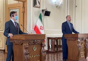 مادورو برای امضای سند همکاری ۲۰ ساله ایران و ونزوئلا به تهران می&zwnj;آید