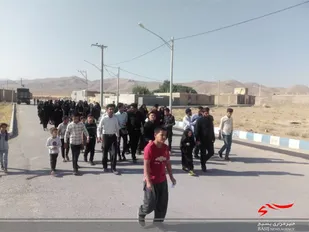 احترام به خانواده شهدا حفظ حرمت خون شهداست