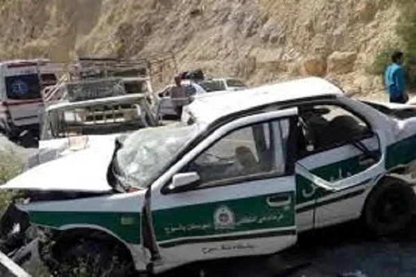 ۲ مامور پلیس شیراز هنگام تعقیب و گریز خودرو متهمان آسمانی شدند