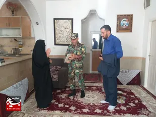دیدار ارشد نظامی آجا در استان سمنان از خانواده شهدای بخش بیارجمند شاهرود+تصاویر