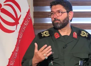 بسیج نیرویی کاملاً انقلابی است و تمام مردم ایران هم بسیجی هستند/ هیچ نقطه&zwnj;ای از دنیا به گستردگی ایران مراکز واکسیناسیون خودرویی ندارد