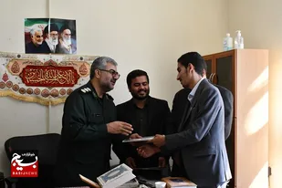 فعالین بسیج دانش آموزی مرکز استان در عرصه دفاع مقدس تجلیل شدند +(تصاویر)