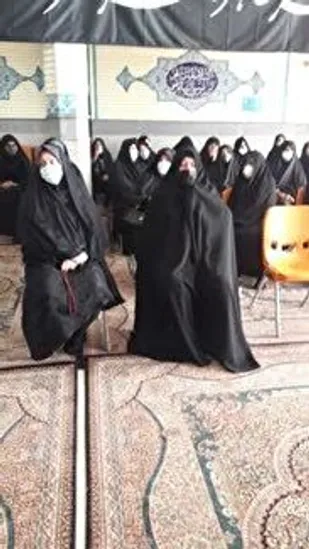 نشست بصیرتی در پایگاه معراج حوزه نرجس خاتون ناحیه مرکزی یزد