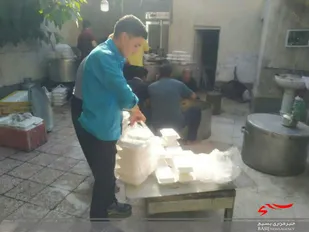 توزیع  4 هزار دست غذای گرم توسط گروه جهادی عاشقان ولایت