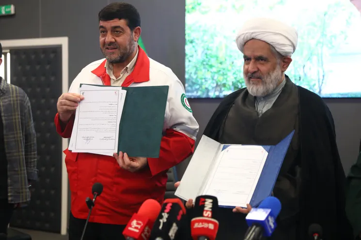 مراسم امضای تفاهم‌نامه همکاری میان سازمان بسیج مستضعفین و جمعیت هلال احمر