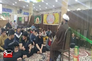 حضور فعال دانش آموزان بسیجی در مراسم معنوی اعتکاف جهرم