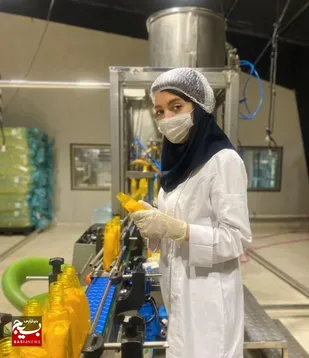 خرید کالایِ ایرانی به جای کالای خارجی از آرزوهای یک کارگر است