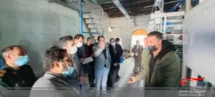 بازدید اعضای کارگروه رفع موانع تولید و کلینیک صنعت یار بسیج شاهرود از واحد مرغداری راکد