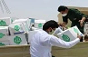 توزیع بسته های غذایی در چابهار