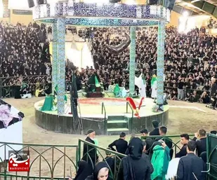 استقبال بی&zwnj;نظیر زنجانی&zwnj;ها و گردشگران از مراسم تعزیه ارمغانخانه