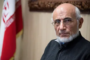 مصوبه هسته&zwnj;ای مجلس برای پشتیبانی از دولت است/ &laquo;روحانی&raquo; لجاجت نکند