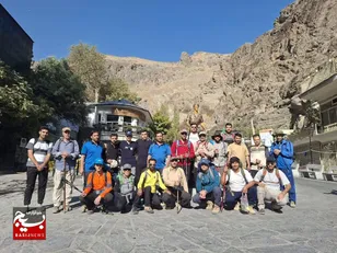 صعود سراسری کوهنوردان سپاه صاحب‌الامر(عج) و دانشجویان استان قزوین به قله ۴۰۰۰ متری توچال