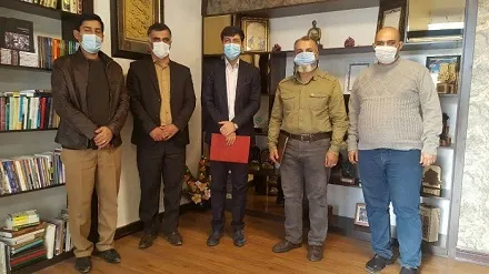 با حمایت سازمان مدیریت وبرنامه ریزی استان کردستان نگارش فیلمنامه «درمسیرشقایق» آغاز شد