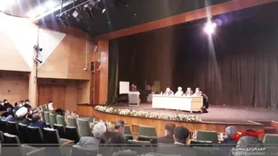 اعتماد مردم با ایجاد تعامل اجتماعی و عمل به قانون و وظایف کسب می&zwnj;شود