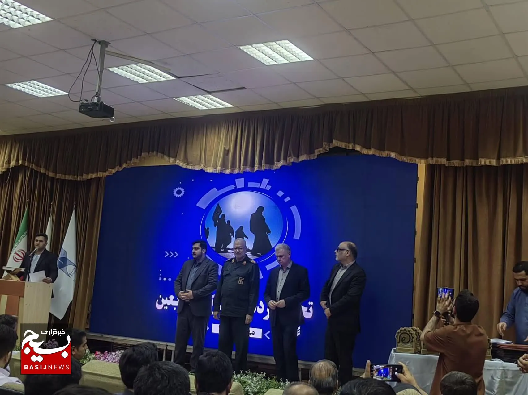 تجلیل از قرارگاه فضای مجازی شوش در چهارمین جشنواره سواد رسانه ای نسرا خوزستان