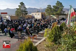 یادواره شهدای عشایر طایفه بزرگ جشنی در دبستان شهید آزاد محمدی روستای شرق آباد برگزار شد