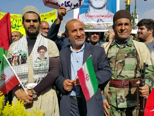 تصاویری باشکوه از راهپیمایی ۱۳ آبان&zwnj; در یاسوج + (تصویر )