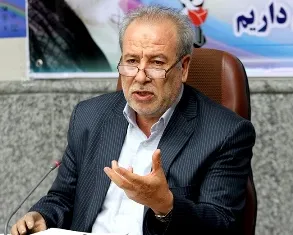 دشمن درصدد  به انزوا کشیدن و تحلیل انقلاب اسلامی است