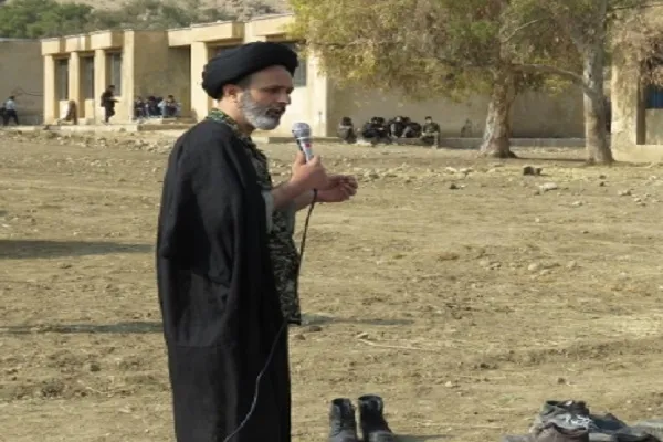 حضرت نه تنها الگوی زنان بلکه الگوی مردان و در کل جامعه بشریت است