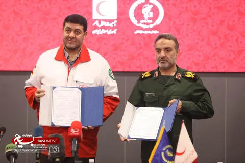 آیین انعقاد تفاهم‌نامه همکاری جمعیت هلال احمر و سازمان بسیج سازندگی
